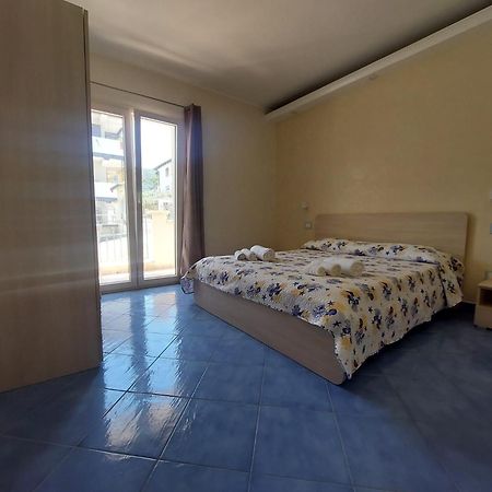 Blue Marine - Free Parking Hotel Tropea Kültér fotó